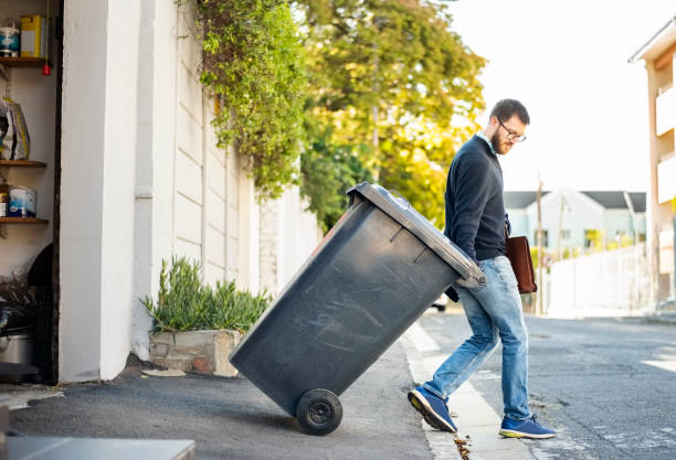 Best Garage Cleanout Services  in Oakwood Hls, IL